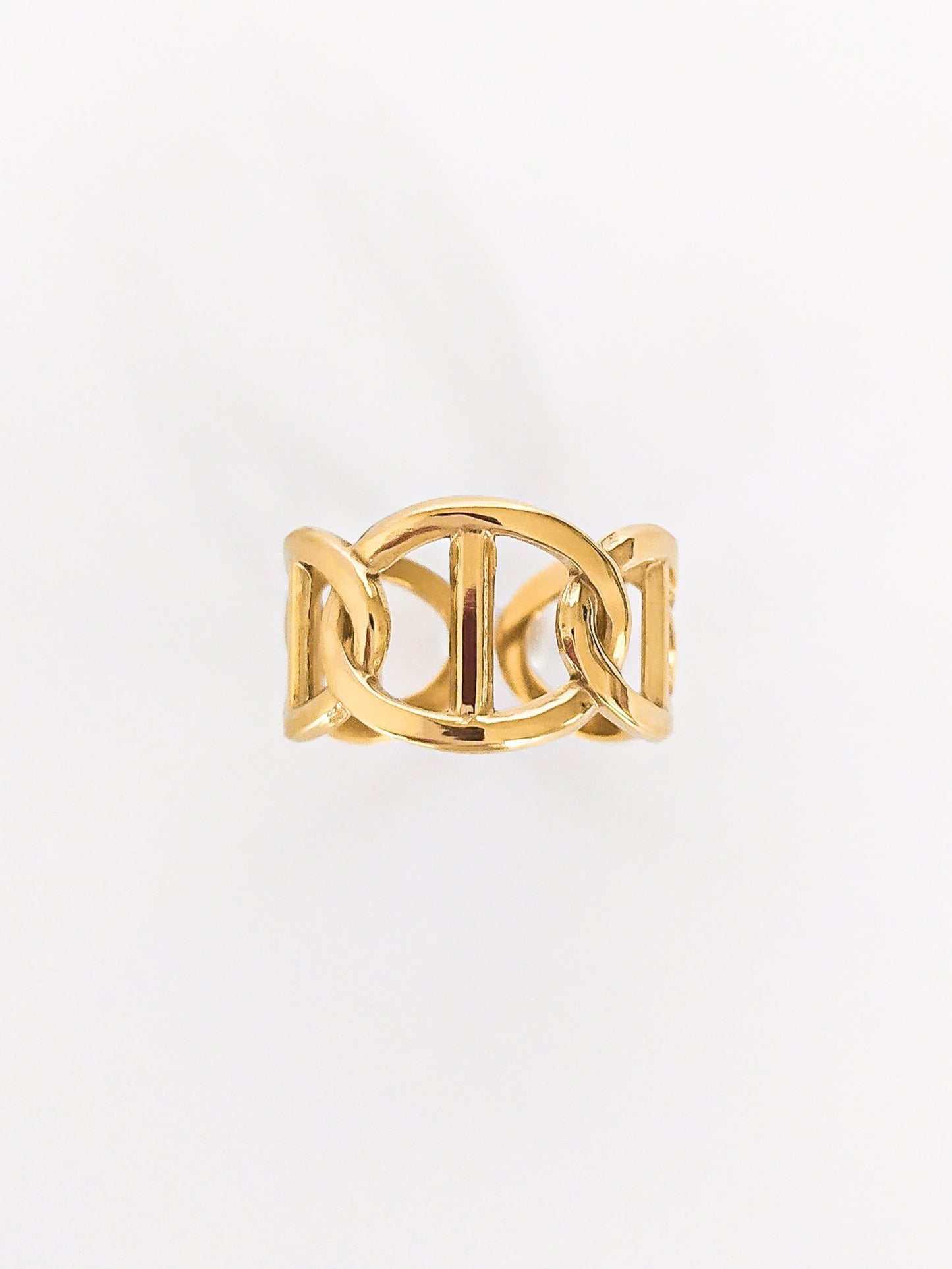 Diana ring