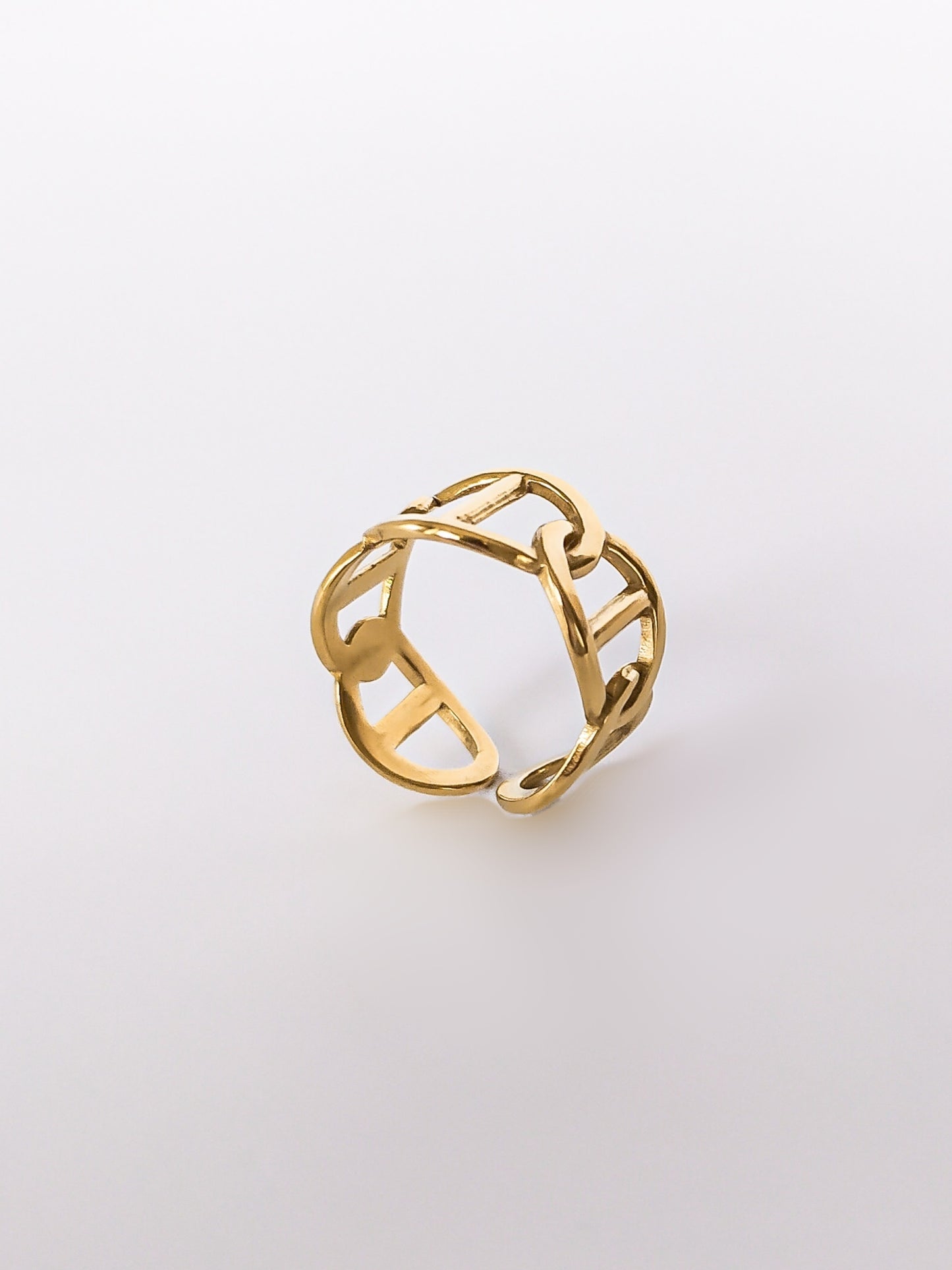 Diana ring